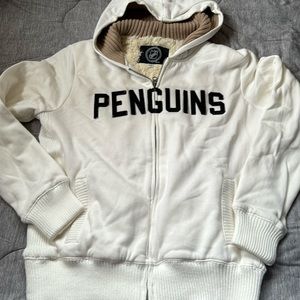 Pittsburgh Penguins heavy zip up hoodie Women’s size large